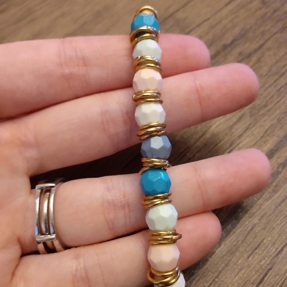 Princess multi stone bracelet - Picture 2 of 3